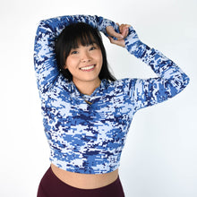 Load image into Gallery viewer, FLEO Foundation Long Sleeve Crop - Pixie Camo - L
