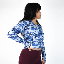 Load image into Gallery viewer, FLEO Foundation Long Sleeve Crop - Pixie Camo - L
